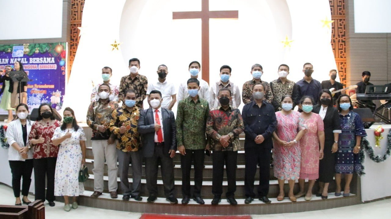 Wakil Bupati Hadiri Perayaan Natal BAMAGNAS Kabupaten Melawi