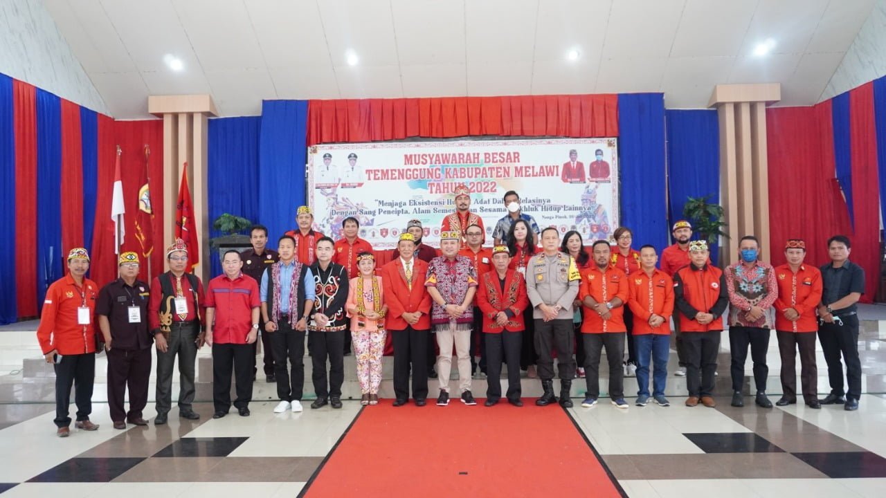 Bupati dan Wabup Hadiri Musyawarah Besar Temenggung Kabupaten Melawi Tahun 2022