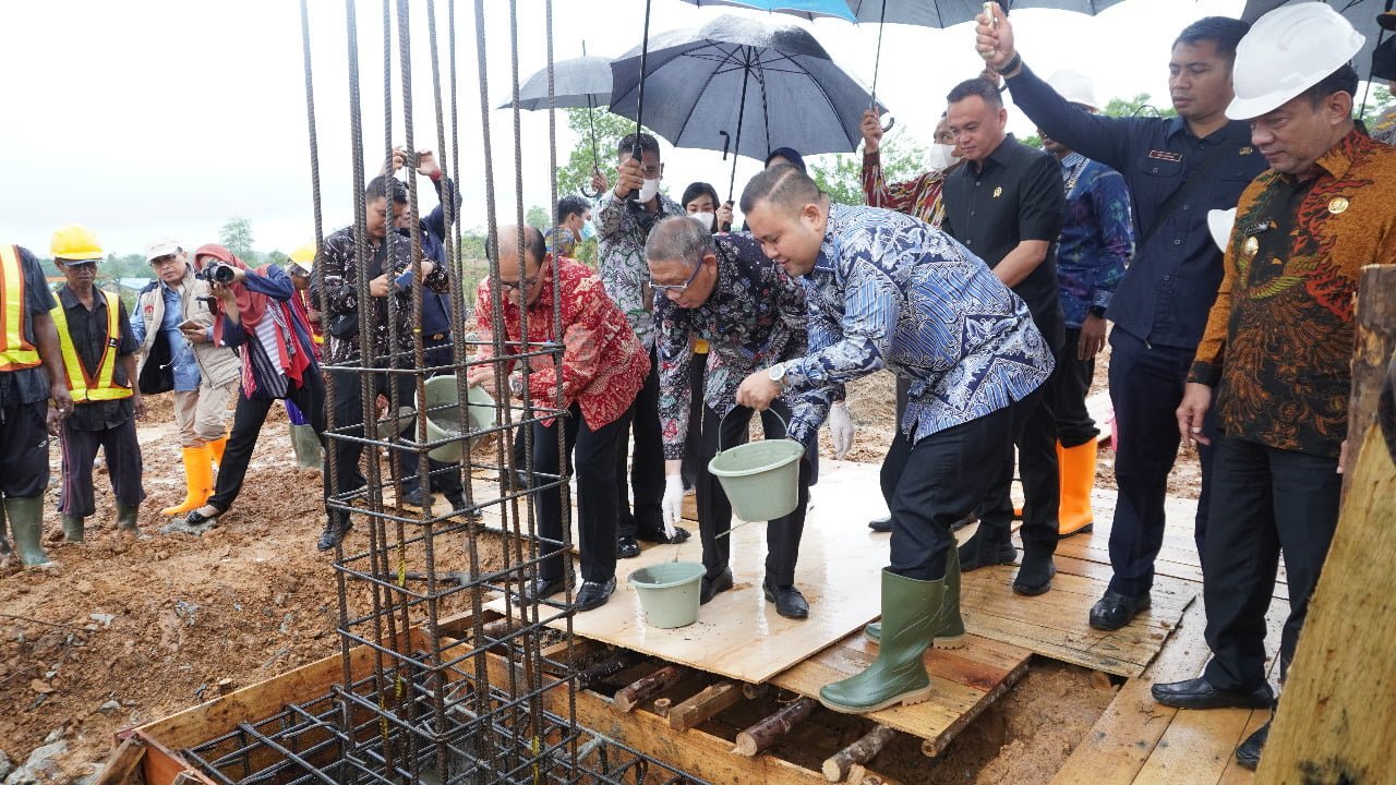 Ditandai Peletakan Batu Pertama, Gedung Pengadilan Agama Nanga Pinoh Resmi Dibangun