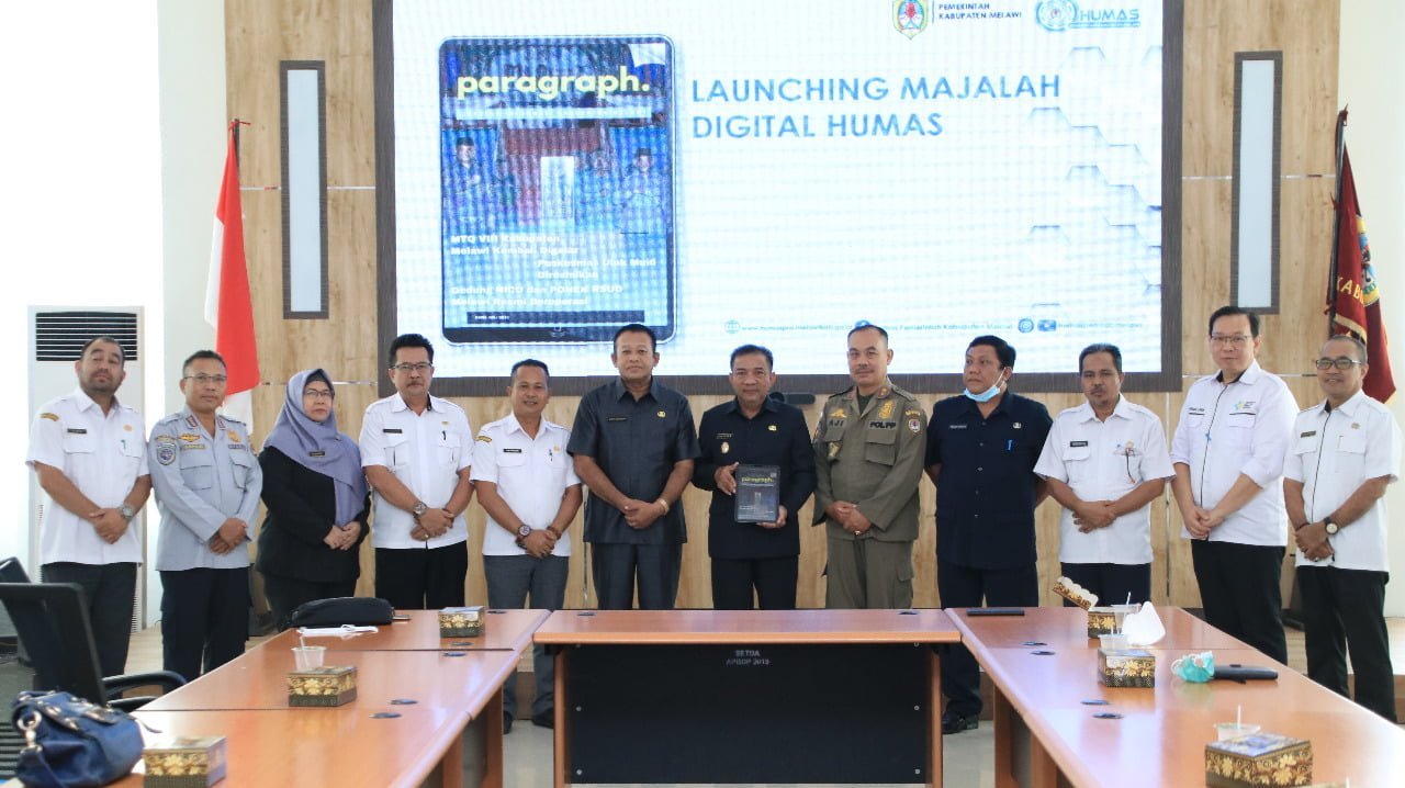 Wakil Bupati Melawi Launching Majalah Digital Humas