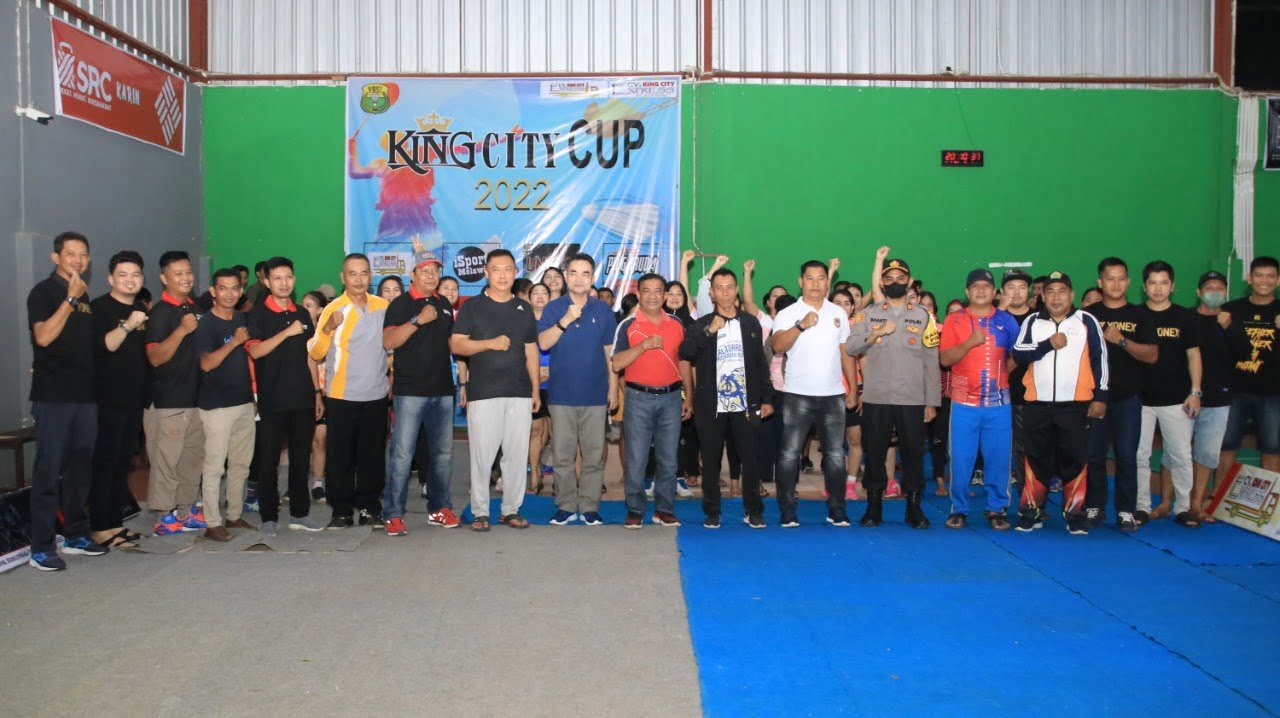 Wakil Bupati Melawi Buka Turnamen Bulu Tangkis King City Cup 2022