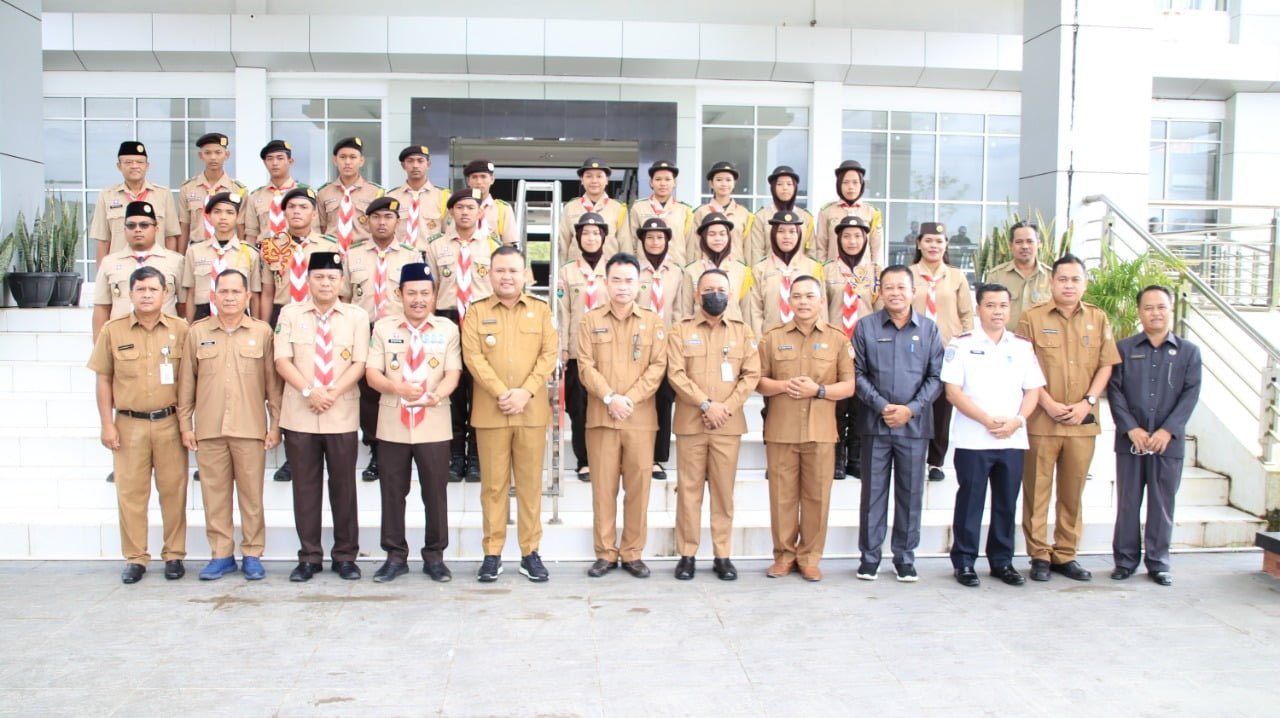 Bupati Melawi Lepas Kontingen Perkemahan Wirakarya Daerah Tahun 2022