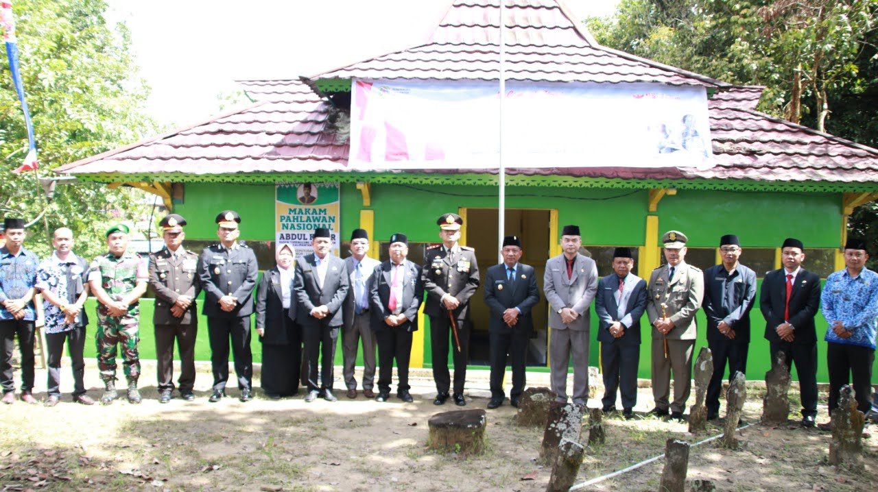 Wakil Bupati Pimpin Upacara Peringatan Hari Pahlawan