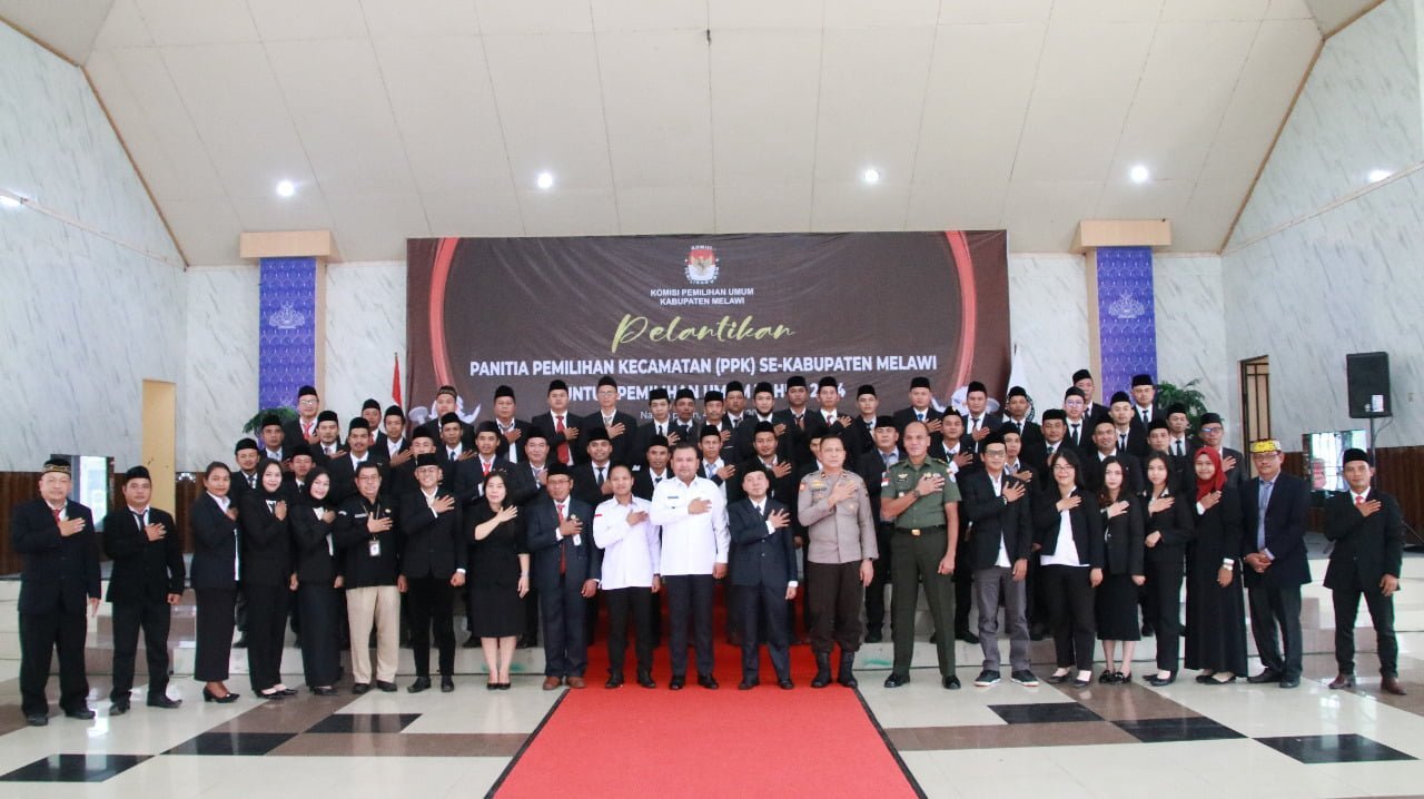 Hadiri Pelantikan Anggota PPK, Bupati Berpesan Jaga Integritas dan Netralitas