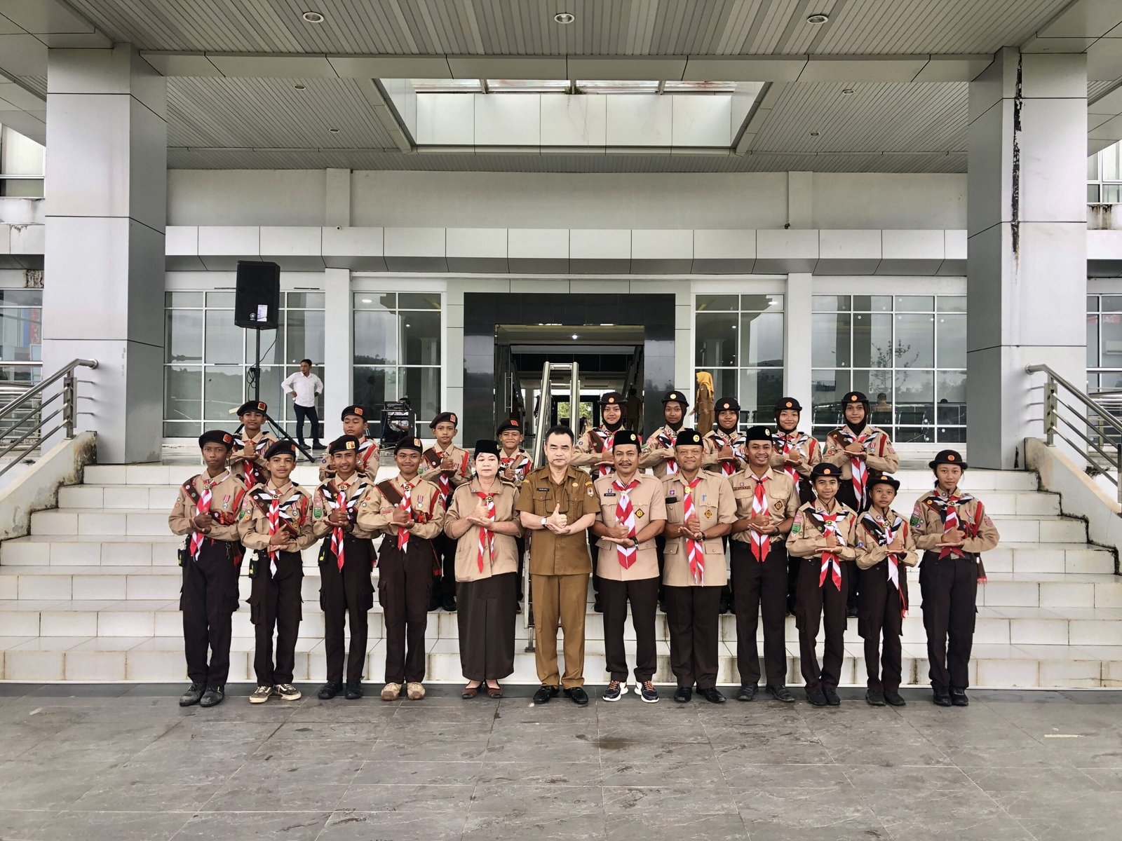 Sekda Melawi Lepas Peserta Lomba Penggalang Tingkat IV Kabupaten Melawi