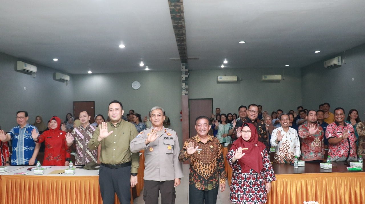 Wakil Bupati Melawi Buka Kegiatan Diseminasi Audit Kasus Stunting Siklus II Tingkat Kabupaten Melawi